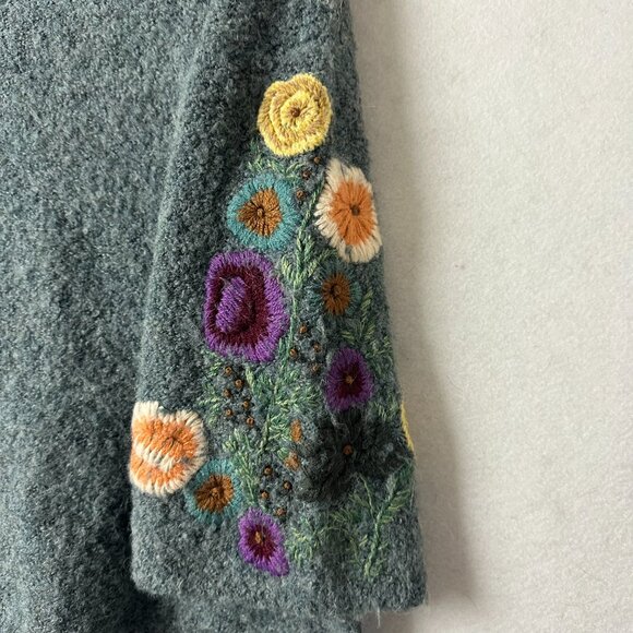 Anthropologie: Sleeping on Snow sweater sz S gray embroidered floral flare - Picture 2 of 6